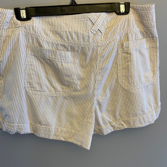 NWOT tan/ white Ann Taylor Loft shorts , 16 - Picture 5 of 7